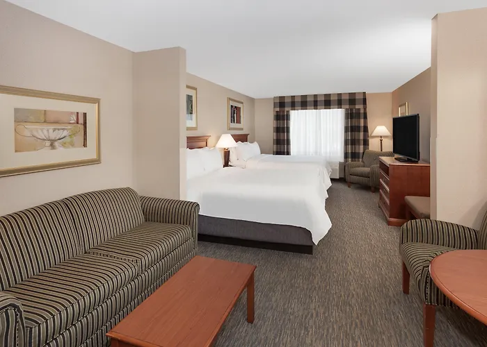 Holiday Inn Express & Suites Tilton By Ihg